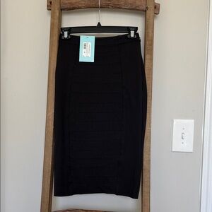 Guess by Marciano Black Pencil Skirt